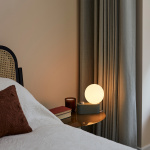 Alumina Bordslampa/Vägglampa Sage + Sphere IV LED Blub Alumina Bordslampa/Vägglampa Sage + Sphere IV LED Blub