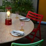 The Muse Portable Bordslampa Pomona Red IP44 The Muse Portable Bordslampa Pomona Red IP44