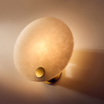 Magma Vägglampa Solid Brass & Polar White + Sphere II LED Bulb Magma Vägglampa Solid Brass & Polar White + Sphere II LED Bulb