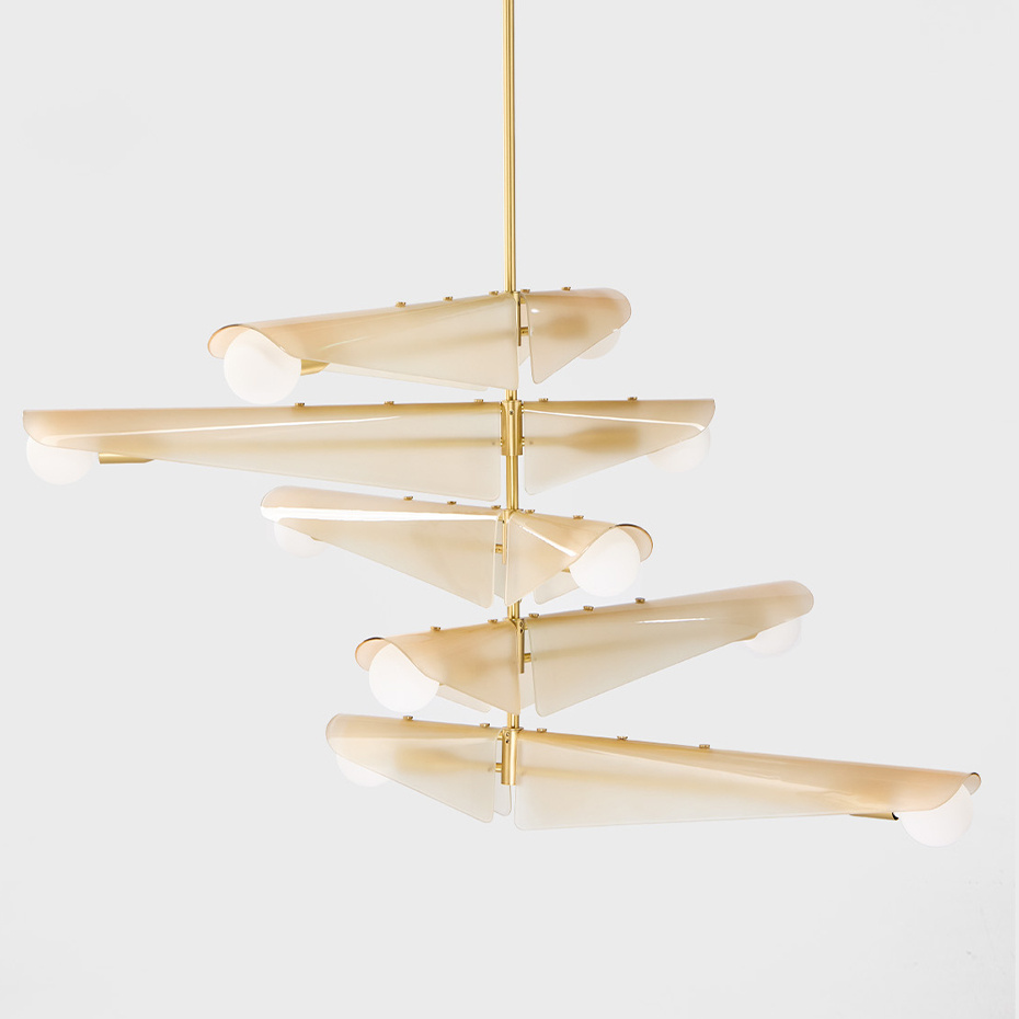 Sycamore 5 Ljuskrona Solid Brass & Dusk Pink Glass + Sphere III LED Bulbs