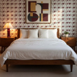 Heath Bordslampan Port Red + Matte Porcelain 2000-3000K LED Bulb Heath Bordslampan Port Red + Matte Porcelain 2000-3000K LED Bulb