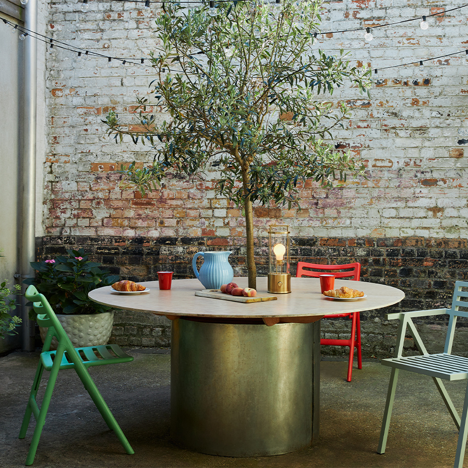 The Muse Portable Bordslampa Solid Brass Special Edition IP44