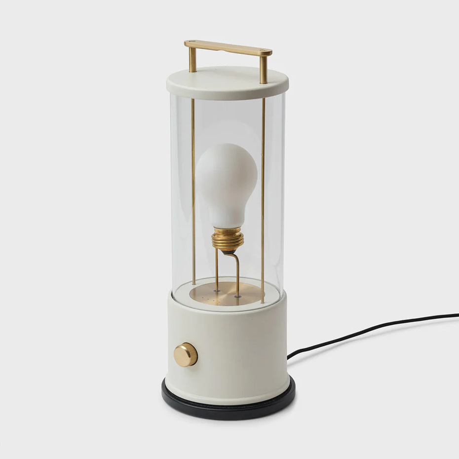 The Muse  Wireless Charger Black