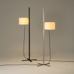TMA Golvlampa Matt Black/White Parchment TMA Golvlampa Matt Black/White Parchment