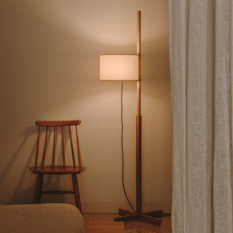 TMM Golvlampa Cherry/White