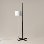 TMM Golvlampa Black Oak/White Parchment TMM Golvlampa Black Oak/White Parchment
