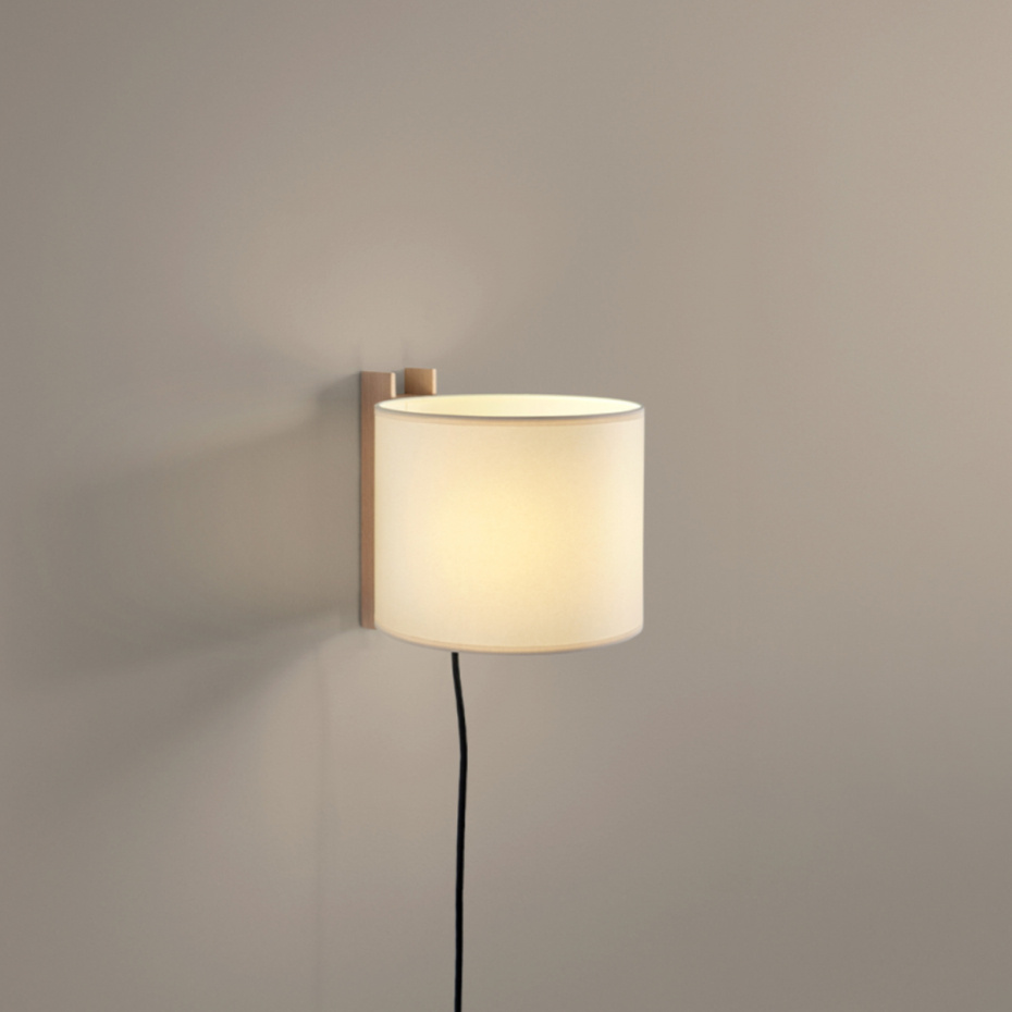 TMM Corto Vägglampa Beech/Beige Med Kabel
