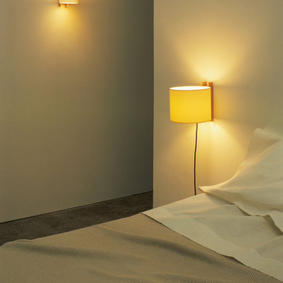 TMM Corto Vägglampa Beech/White Med Kabel