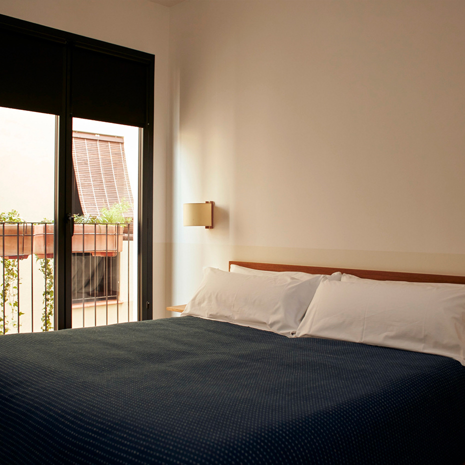 TMM Corto Vägglampa Beech/White Med Kabel