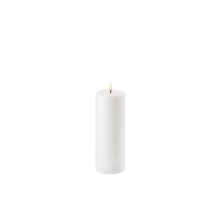 Uyuni Pillar LED Candle 23cm Nordic White