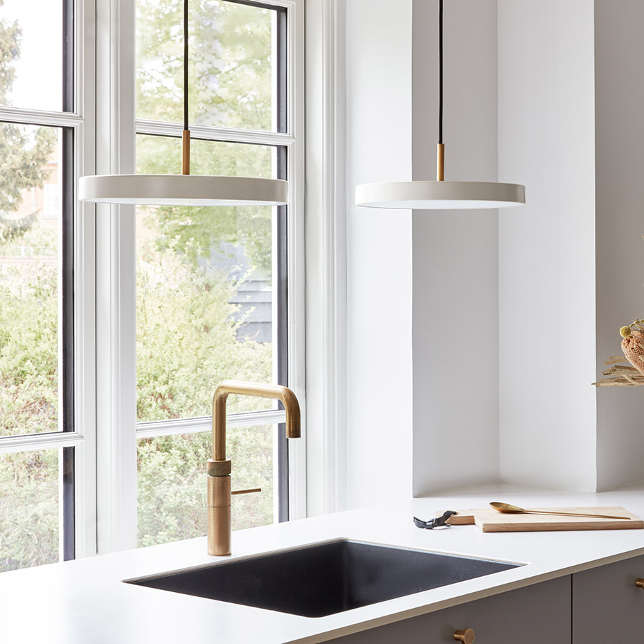 Asteria Pendel Mini Pearl White/Brass