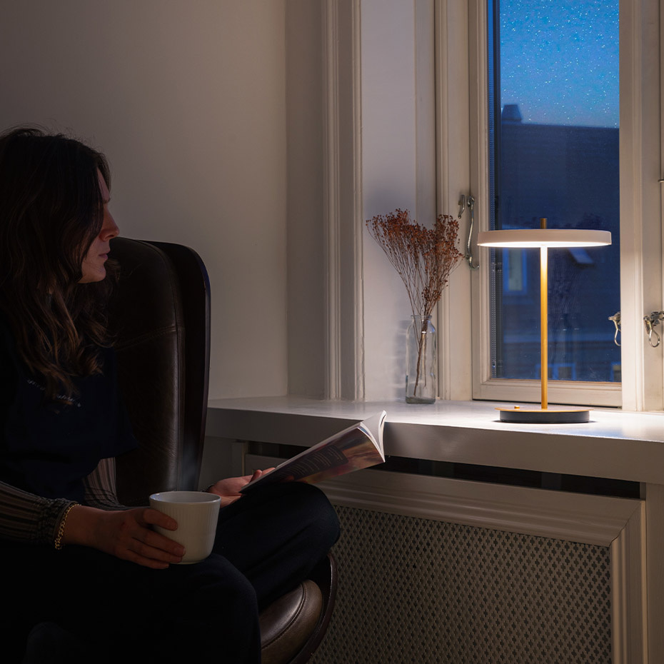 Asteria Move Portable Bordslampa Nuance Mist