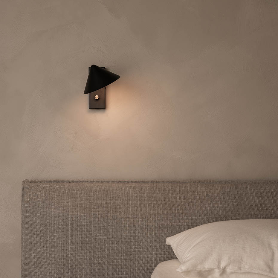 Kuro Read Vägglampa Mattsvart/Svart Krom