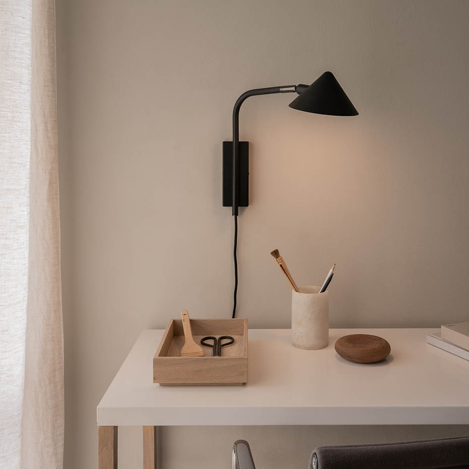 Kuro Vägglampa Mattsvart/Svart Krom