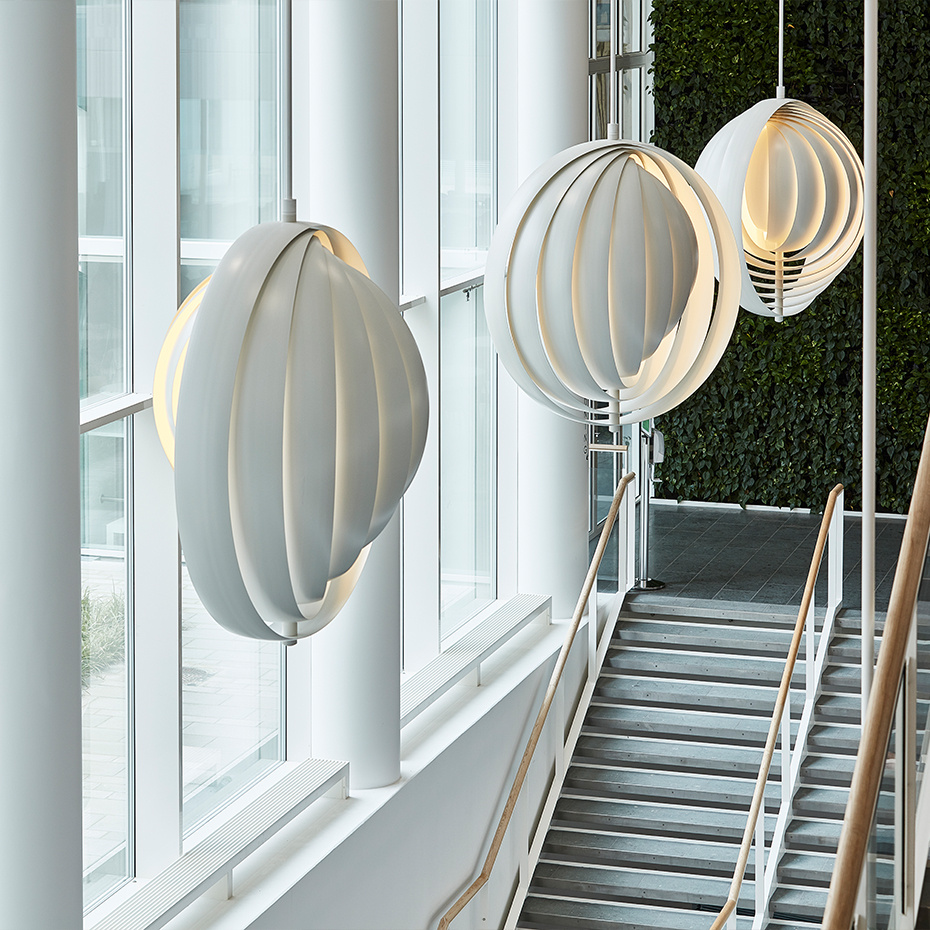 Moon Pendel XXXL White