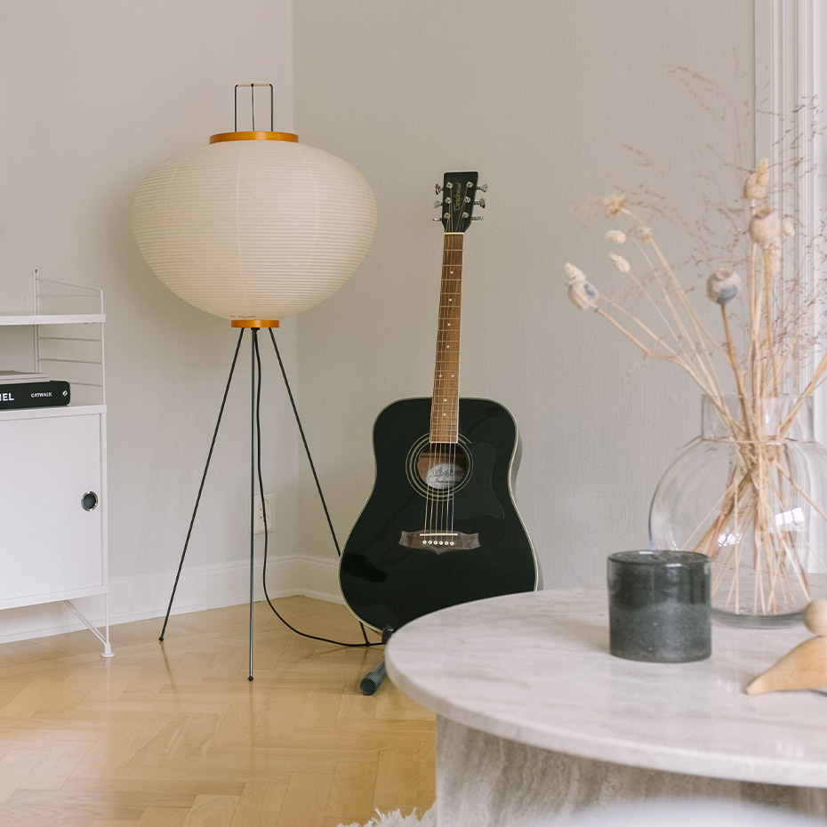 Akari 10A Golvlampa Washi Paper