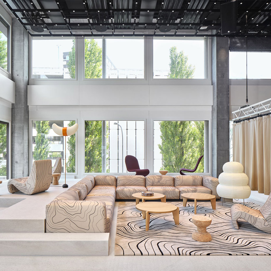 Akari BB3-33S Golvlampa Washi Paper