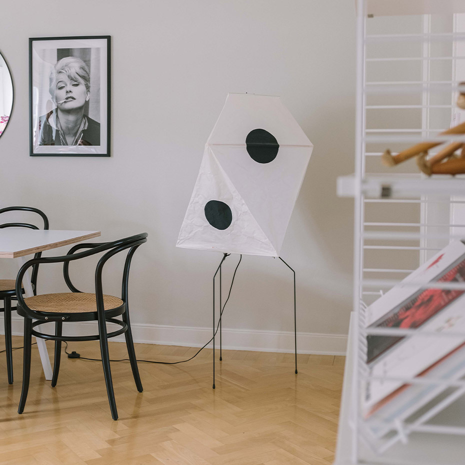 Akari UF3-Q Golvlampa Washi Paper