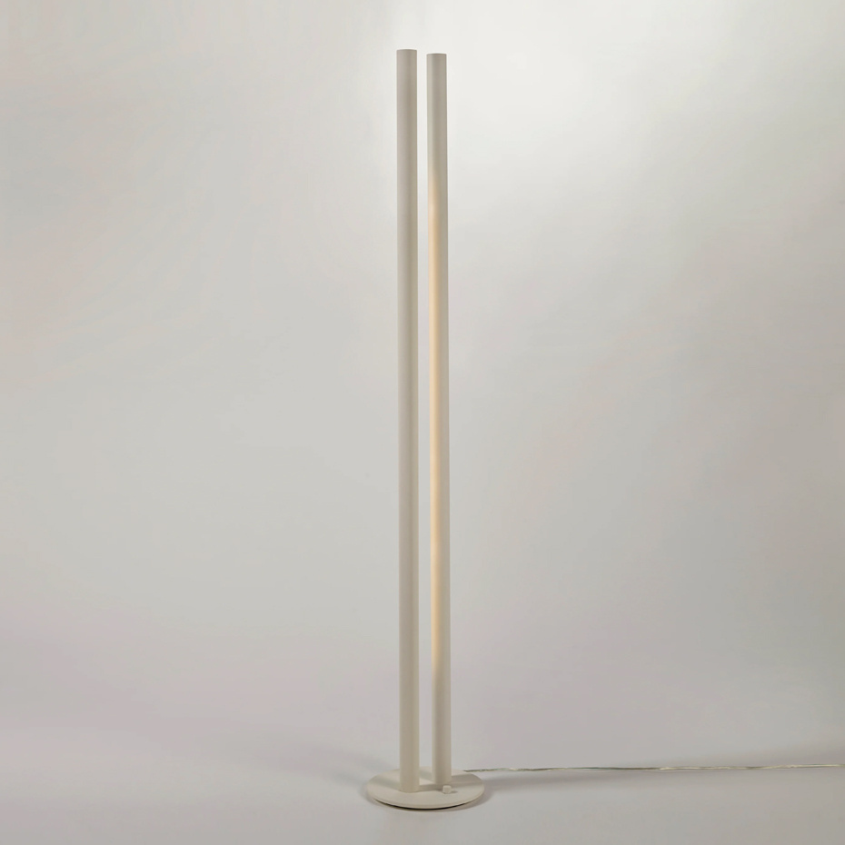 L1 Floor Lamp White