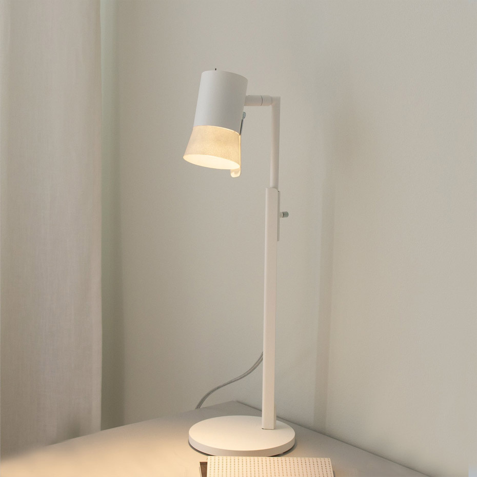 Bezzy Bordslampa Mörkgrå