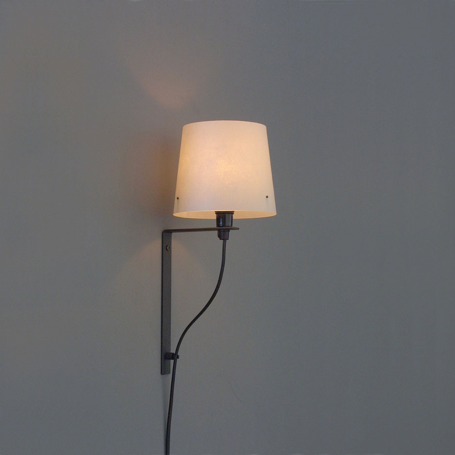 Vega Vägglampa 14cm Mörkgrå/Vit