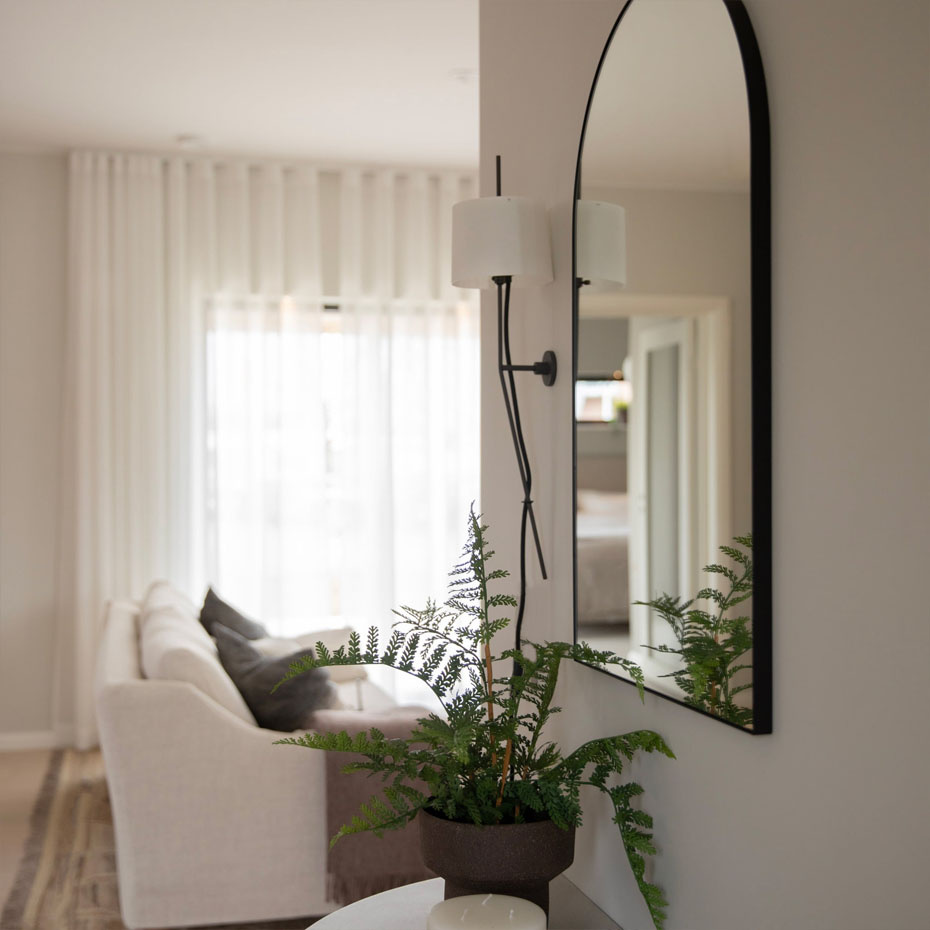 Zladdbarnet Vägglampa Mörkgrå/Vit