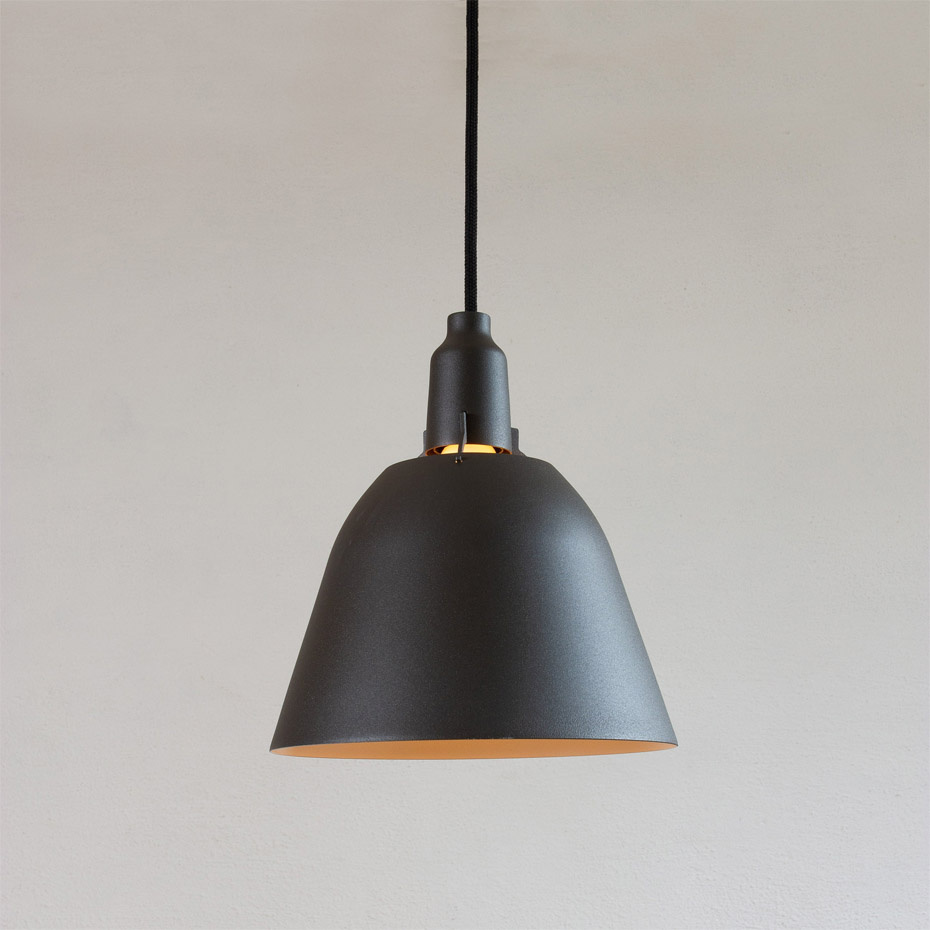 P22 Pendel 22cm Mörkgrå